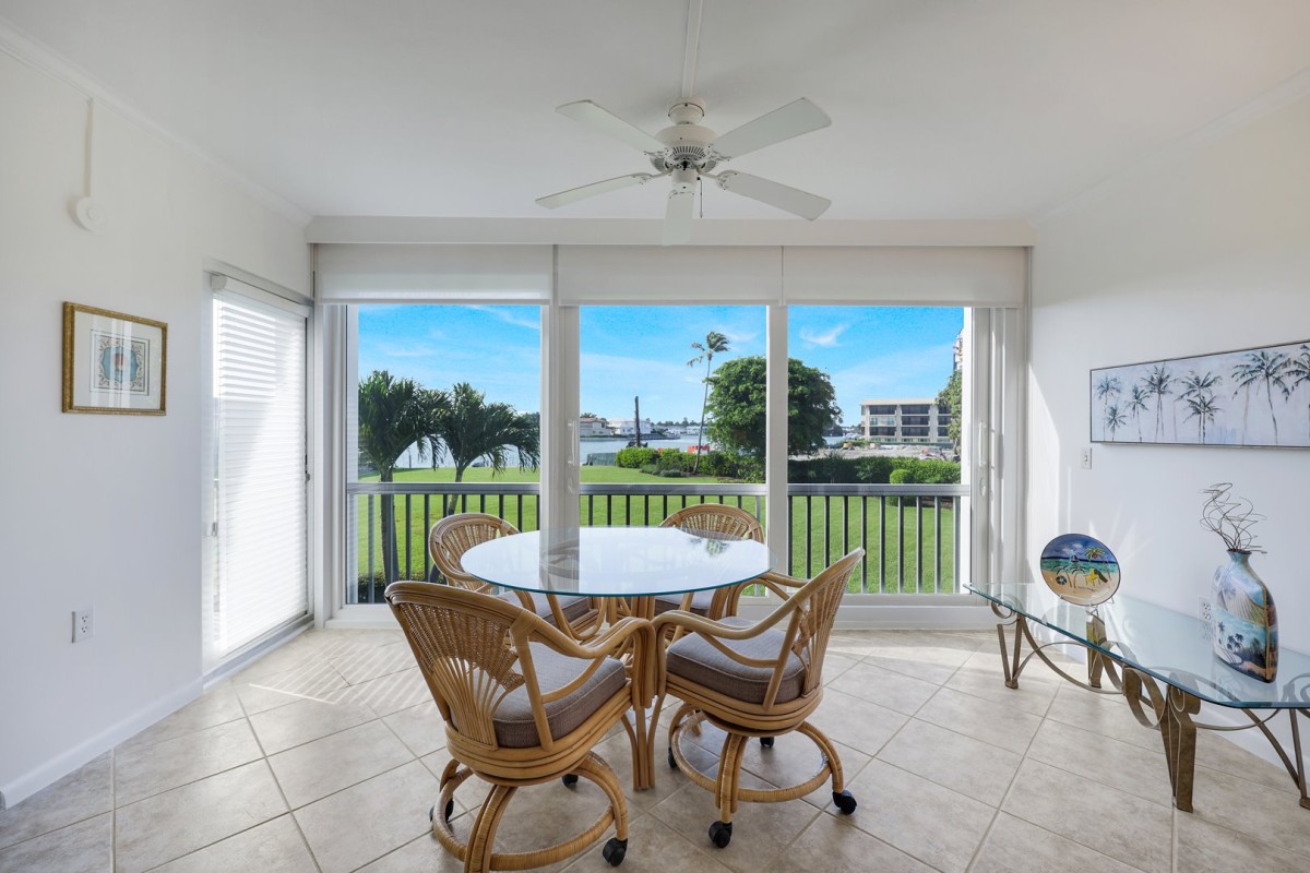 Harborside Gardens at the Moorings-image-1